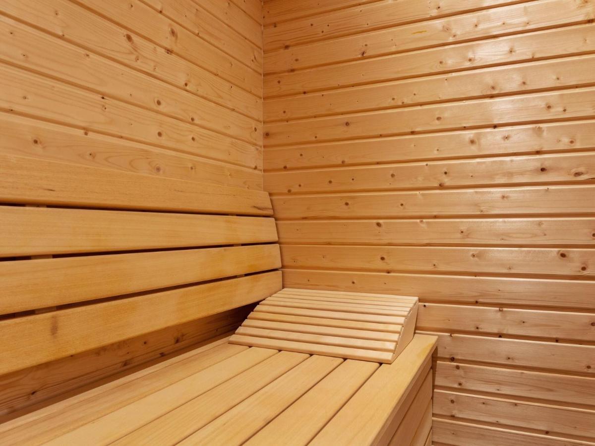 Apartment In Zillertal Arena Ski Area With Sauna Валд им Пинцгау Екстериор снимка